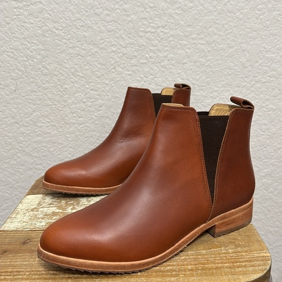 Nisolo Everyday Leather Chelsea Boot Brandy Size 6.5 - Picture 4 of 8